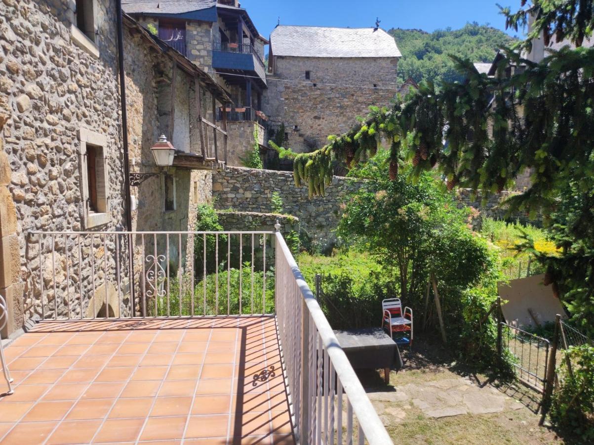 Antigua Casa Chato - Tucasaenlospirineos Эль-Пуэйо-де-Хака Экстерьер фото